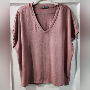 🌷New Rose pink Blouse from Suzy Shier size: XXL